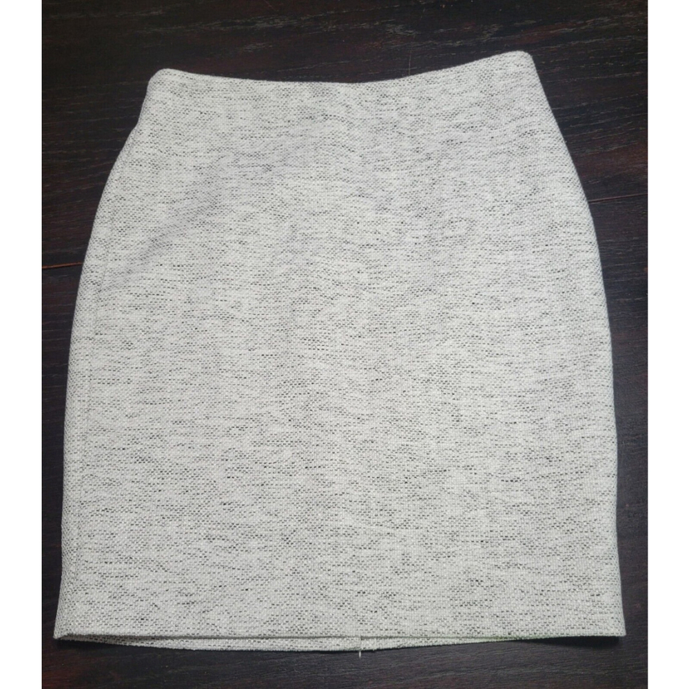 NWT Ann Taylor Factory Skirt White With Black Threading Classic 8P